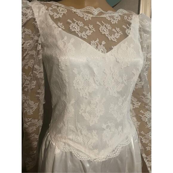 Vintage White Lace Wedding Dress Long Sleeve V-Neck S - Picture 8 of 9